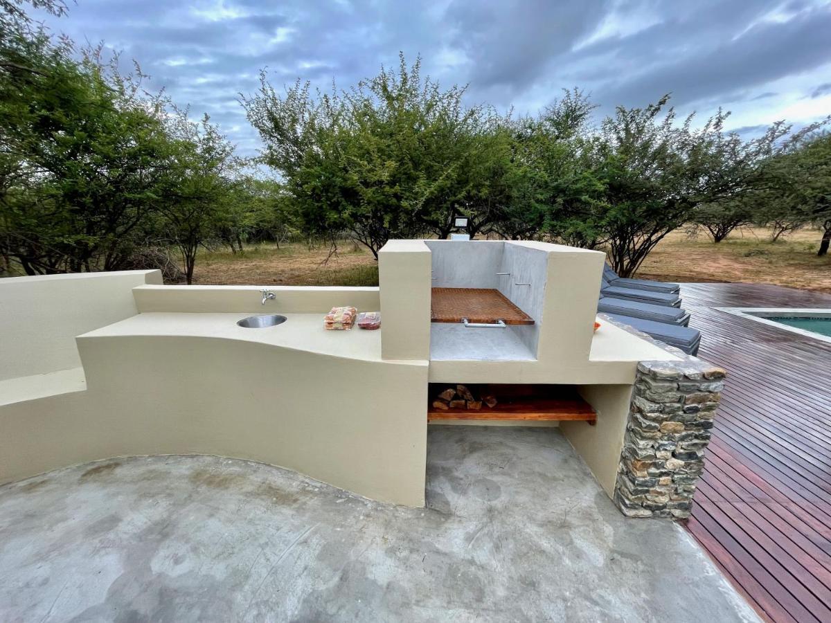 Nghala Self-Catering Holiday Home Марлот-Парк Экстерьер фото