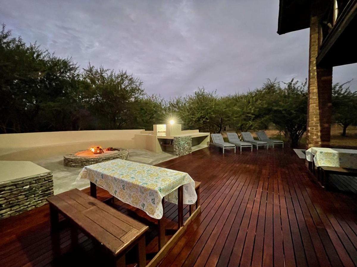 Nghala Self-Catering Holiday Home Марлот-Парк Экстерьер фото