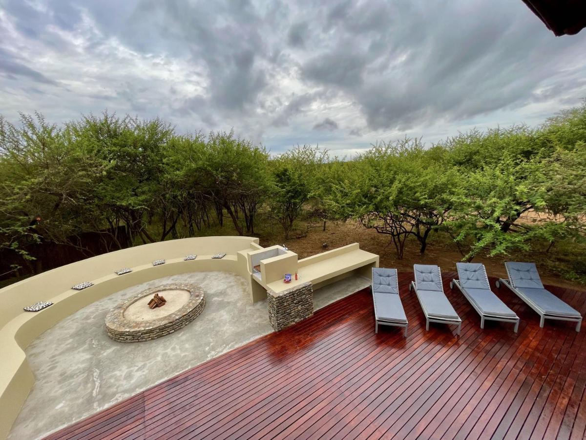 Nghala Self-Catering Holiday Home Марлот-Парк Экстерьер фото