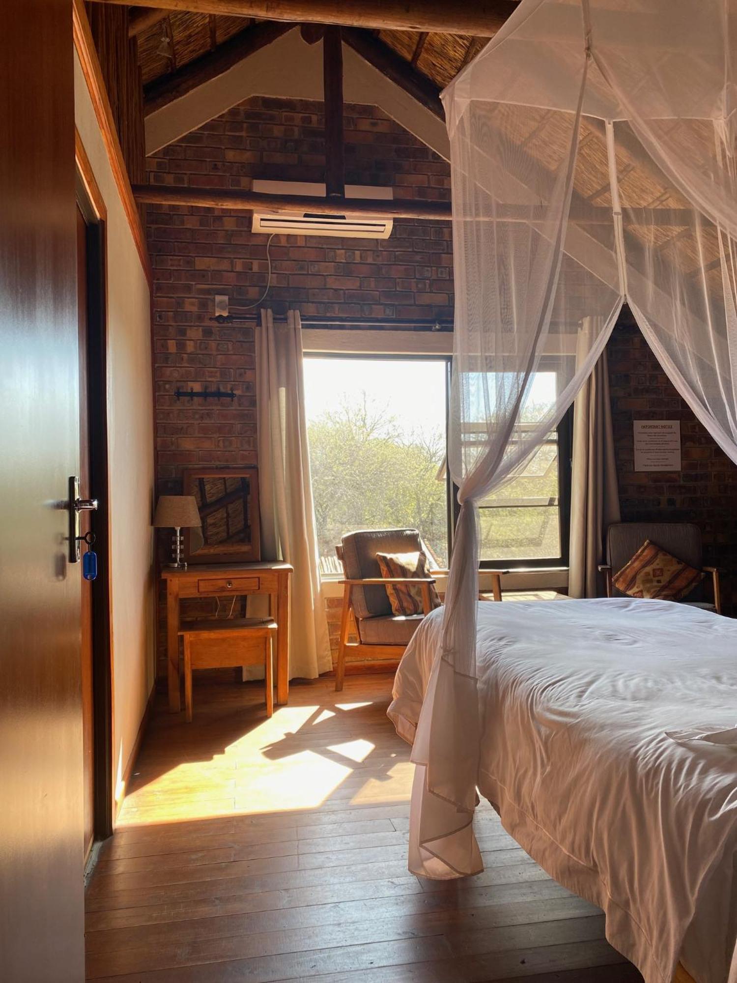 Nghala Self-Catering Holiday Home Марлот-Парк Экстерьер фото